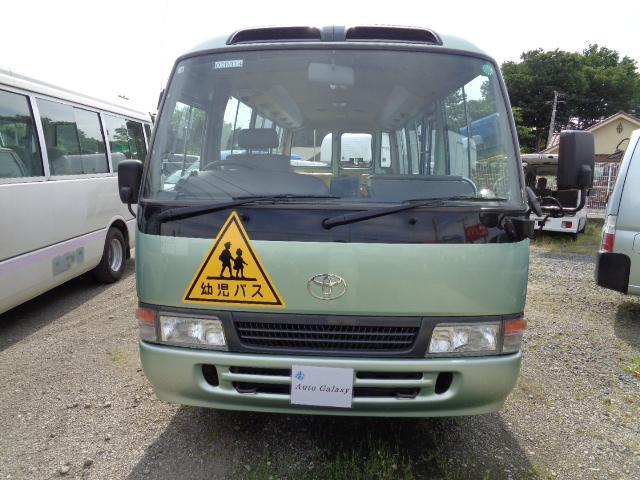 コースター 　ＸＺＢ４０　Ｎ０４Ｃ４０００ｃｃターボディーゼルエンジン　３＋３９／１．５人乗り　幼児バス　カーナビ　カセット　２ＷＤ　ＡＴ　走行距離１２６，１４７ｋｍ　時計　バックモニター　ワンセグＴＶ　クーラー（8枚目）