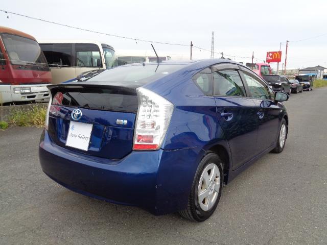 プリウス Sグレード 2WD AT 2ZR-3JMエンジン 1800ccガソリン アルミホイール ワンセグTV オートエアコン カーナビ センタードアロック キーレス ETC 取説 整備記録簿 ABS 塗装現状(5枚目)