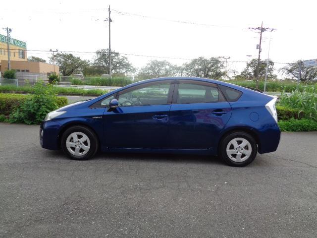 プリウス Sグレード 2WD AT 2ZR-3JMエンジン 1800ccガソリン アルミホイール ワンセグTV オートエアコン カーナビ センタードアロック キーレス ETC 取説 整備記録簿 ABS 塗装現状(6枚目)