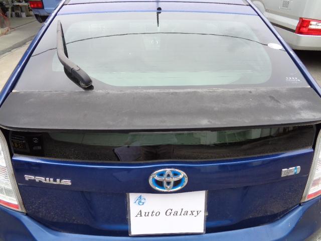 プリウス Sグレード 2WD AT 2ZR-3JMエンジン 1800ccガソリン アルミホイール ワンセグTV オートエアコン カーナビ センタードアロック キーレス ETC 取説 整備記録簿 ABS 塗装現状(15枚目)