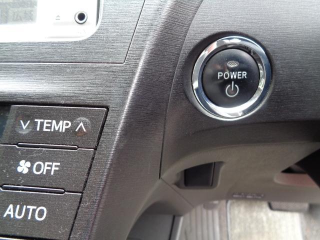プリウス Sグレード 2WD AT 2ZR-3JMエンジン 1800ccガソリン アルミホイール ワンセグTV オートエアコン カーナビ センタードアロック キーレス ETC 取説 整備記録簿 ABS 塗装現状(21枚目)