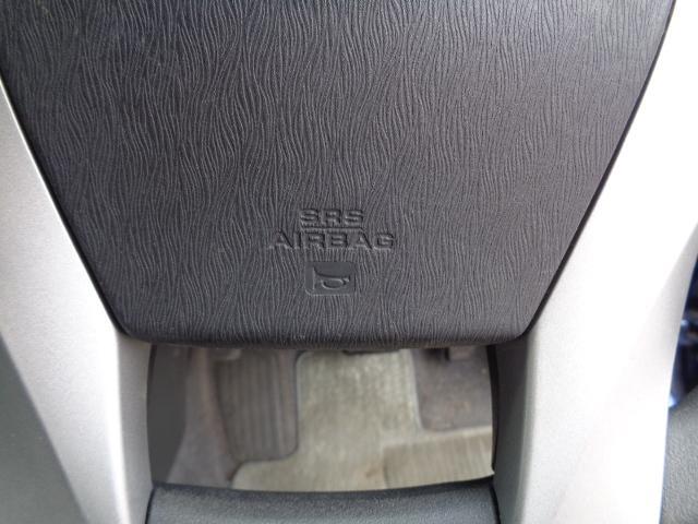 プリウス Sグレード 2WD AT 2ZR-3JMエンジン 1800ccガソリン アルミホイール ワンセグTV オートエアコン カーナビ センタードアロック キーレス ETC 取説 整備記録簿 ABS 塗装現状(34枚目)