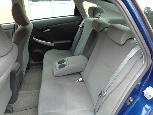 プリウス Sグレード 2WD AT 2ZR-3JMエンジン 1800ccガソリン アルミホイール ワンセグTV オートエアコン カーナビ センタードアロック キーレス ETC 取説 整備記録簿 ABS 塗装現状(37枚目)