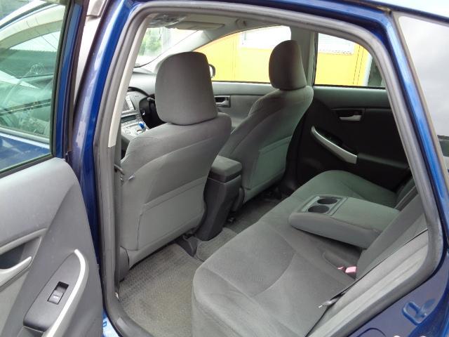 プリウス Sグレード 2WD AT 2ZR-3JMエンジン 1800ccガソリン アルミホイール ワンセグTV オートエアコン カーナビ センタードアロック キーレス ETC 取説 整備記録簿 ABS 塗装現状(40枚目)