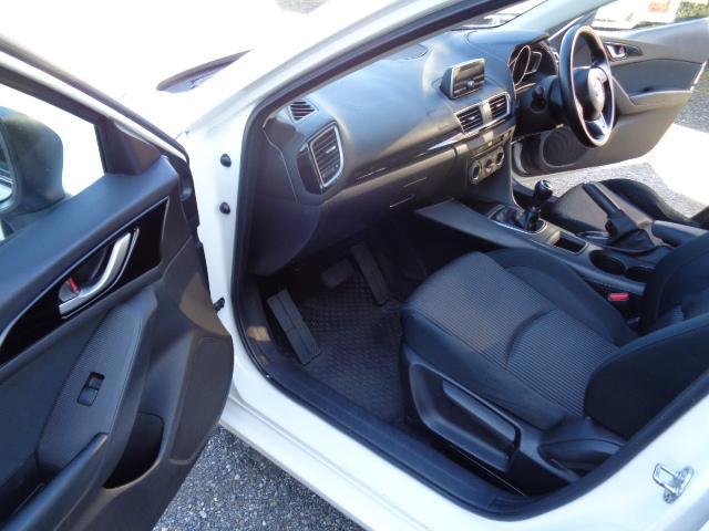 アクセラ 教習車両 1600ccガソリン Z6エンジン 5MT 2WD 走行距離60,127km 補助席ブレーキ除去可(15枚目)