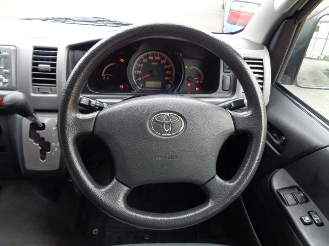 ハイエースワゴン ＤＸ　２ＷＤ　ＤＸ　２７００ｃｃ　２ＴＲノンターボエンジン　ＤＸ　総走行距離２４０，３９２ｋｍ　　　デュアルエアバッグ　社外カーテン　ＣＤ　カセット　時計　ホイールキャップ４枚　ミドルルーフ　１０人乗り（20枚目）