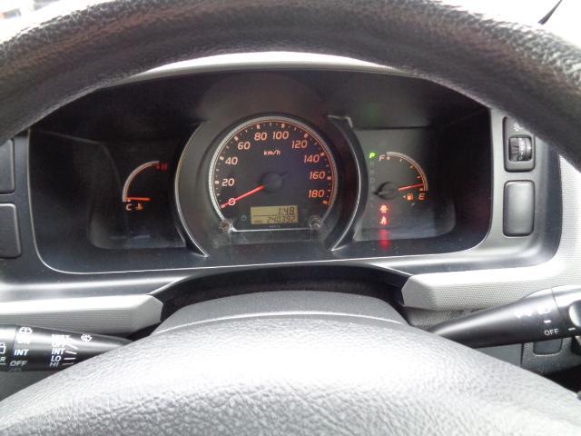 ハイエースワゴン ＤＸ　２ＷＤ　ＤＸ　２７００ｃｃ　２ＴＲノンターボエンジン　ＤＸ　総走行距離２４０，３９２ｋｍ　　　デュアルエアバッグ　社外カーテン　ＣＤ　カセット　時計　ホイールキャップ４枚　ミドルルーフ　１０人乗り（25枚目）
