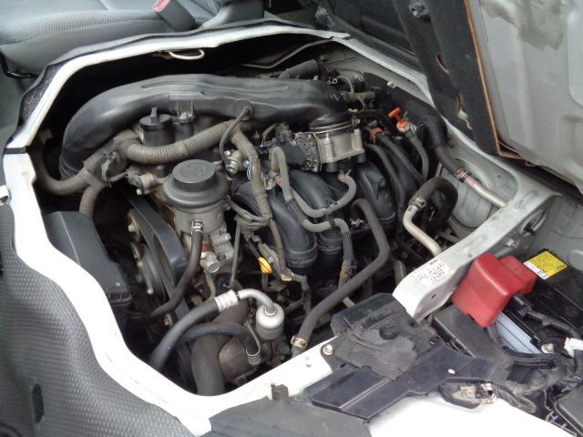 ハイエースワゴン ＤＸ　２ＷＤ　ＤＸ　２７００ｃｃ　２ＴＲノンターボエンジン　ＤＸ　総走行距離２４０，３９２ｋｍ　　　デュアルエアバッグ　社外カーテン　ＣＤ　カセット　時計　ホイールキャップ４枚　ミドルルーフ　１０人乗り（37枚目）