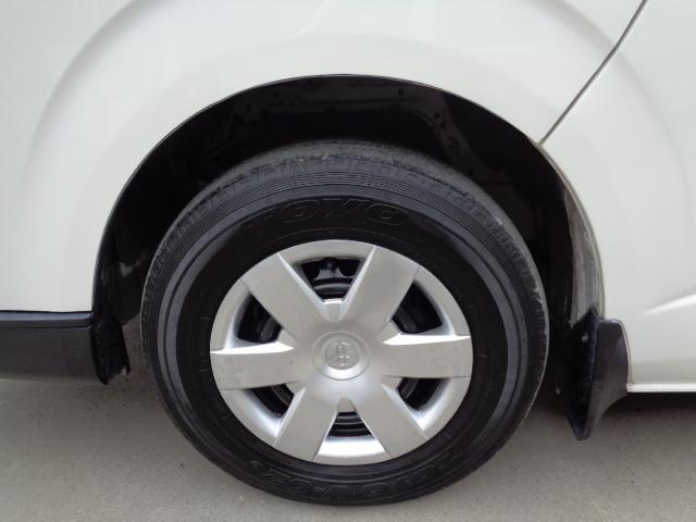 ハイエースワゴン ＤＸ　２ＷＤ　ＤＸ　２７００ｃｃ　２ＴＲノンターボエンジン　ＤＸ　総走行距離２４０，３９２ｋｍ　　　デュアルエアバッグ　社外カーテン　ＣＤ　カセット　時計　ホイールキャップ４枚　ミドルルーフ　１０人乗り（39枚目）