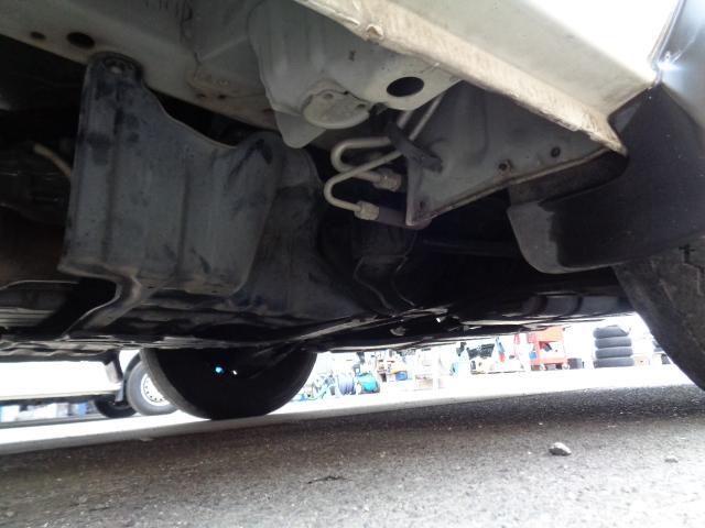 ハイエースワゴン ＤＸ　２ＷＤ　ＤＸ　２７００ｃｃ　２ＴＲノンターボエンジン　ＤＸ　総走行距離２４０，３９２ｋｍ　　　デュアルエアバッグ　社外カーテン　ＣＤ　カセット　時計　ホイールキャップ４枚　ミドルルーフ　１０人乗り（44枚目）