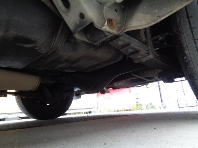 ハイエースワゴン ＤＸ　２ＷＤ　ＤＸ　２７００ｃｃ　２ＴＲノンターボエンジン　ＤＸ　総走行距離２４０，３９２ｋｍ　　　デュアルエアバッグ　社外カーテン　ＣＤ　カセット　時計　ホイールキャップ４枚　ミドルルーフ　１０人乗り（50枚目）