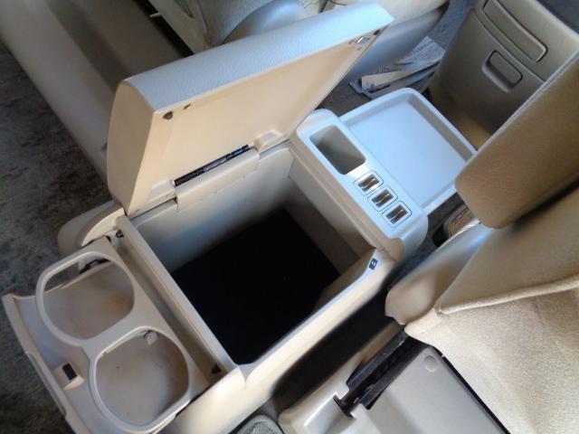 アルファードV MXトレゾアアルカンターラバージョン MXトレゾアアルカンターラバージョン 1MZ 3000ccガソリン 8人乗り 5ドア MNH10W 取説 ワンセグTV バックモニター ナビ アルミホイール 左リア自動ドア 時計 空気清浄機 ETC(35枚目)