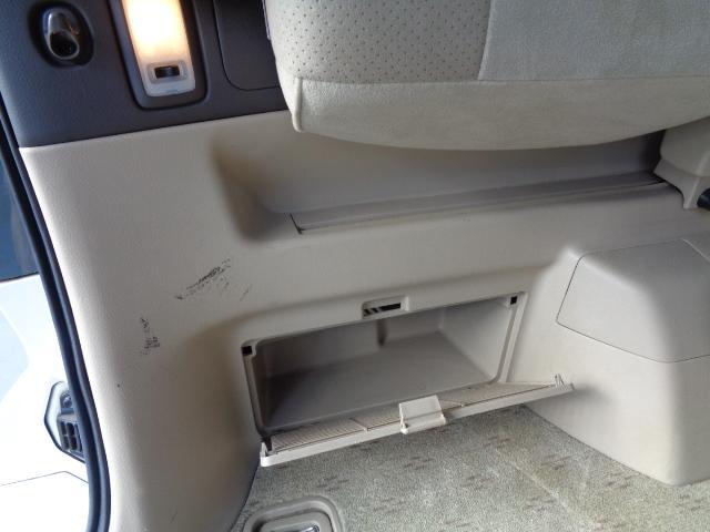 アルファードV MXトレゾアアルカンターラバージョン MXトレゾアアルカンターラバージョン 1MZ 3000ccガソリン 8人乗り 5ドア MNH10W 取説 ワンセグTV バックモニター ナビ アルミホイール 左リア自動ドア 時計 空気清浄機 ETC(40枚目)