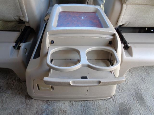 アルファードV MXトレゾアアルカンターラバージョン MXトレゾアアルカンターラバージョン 1MZ 3000ccガソリン 8人乗り 5ドア MNH10W 取説 ワンセグTV バックモニター ナビ アルミホイール 左リア自動ドア 時計 空気清浄機 ETC(42枚目)