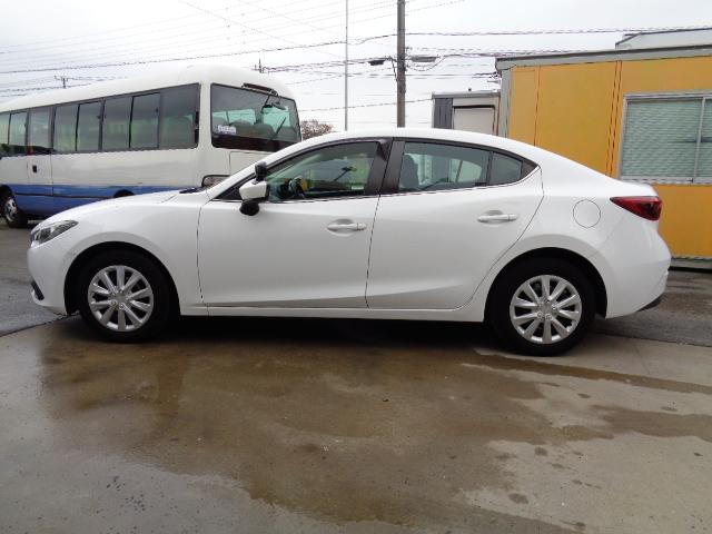 アクセラ 教習車両 教習車両 1600ccガソリン Z6エンジン 5MT 2WD 走行距離61,658km 補助ブレーキ除去可(6枚目)