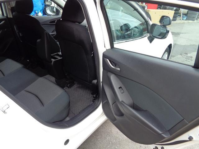 アクセラ 教習車両 教習車両 1600ccガソリン Z6エンジン 5MT 2WD 走行距離61,658km 補助ブレーキ除去可(16枚目)