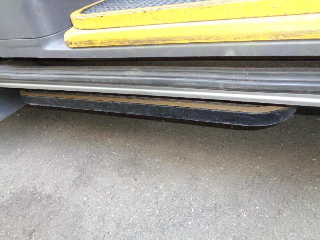 キャラバン 2400ccKA24ノンターボガソリンエンジン 10人乗り送迎車両 デュアルエアコン ABS リクライニングモケットシート カセット 時計 ホイールキャップ ハイルーフ ETC センタードアロック(20枚目)