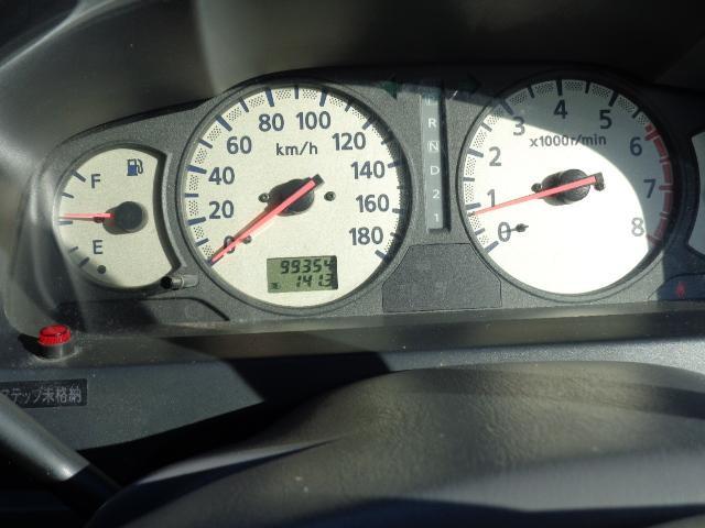 キャラバン 2400ccKA24ノンターボガソリンエンジン 10人乗り送迎車両 デュアルエアコン ABS リクライニングモケットシート カセット 時計 ホイールキャップ ハイルーフ ETC センタードアロック(26枚目)