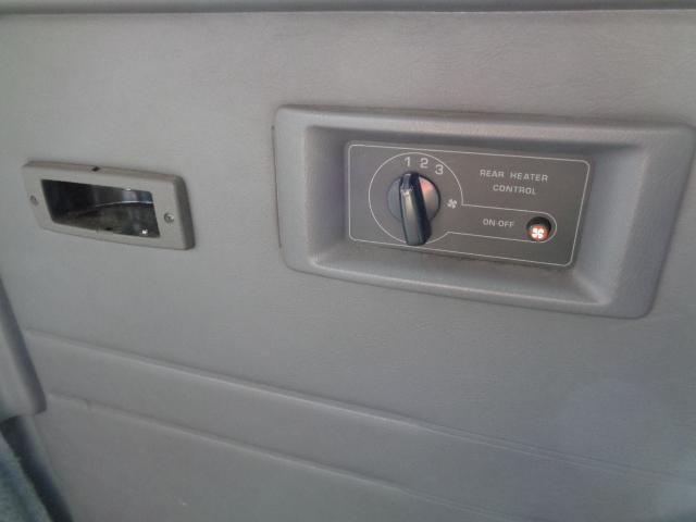 キャラバン 2400ccKA24ノンターボガソリンエンジン 10人乗り送迎車両 デュアルエアコン ABS リクライニングモケットシート カセット 時計 ホイールキャップ ハイルーフ ETC センタードアロック(34枚目)