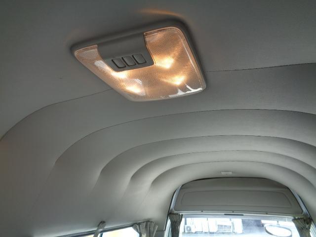 キャラバン 2400ccKA24ノンターボガソリンエンジン 10人乗り送迎車両 デュアルエアコン ABS リクライニングモケットシート カセット 時計 ホイールキャップ ハイルーフ ETC センタードアロック(44枚目)