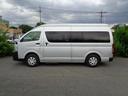 TOYOTA HIACE COMMUTER