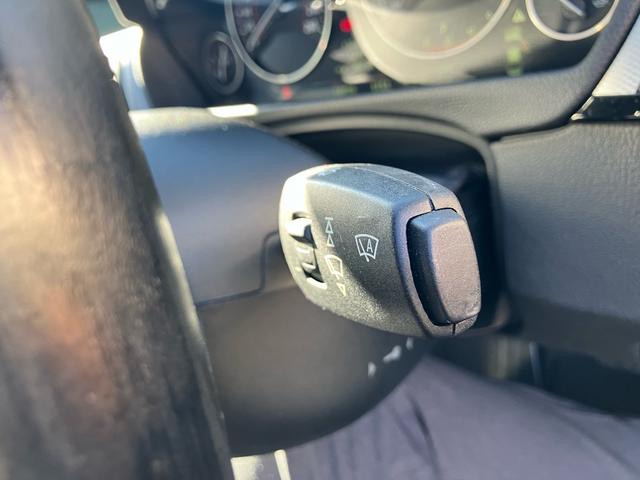 3シリーズ 320d Mスポーツ フロントスポイラー トランクスポイラー ディーゼル ツインタワーターボ プッシュスタート スマートキー スペアキー 純正マルチナビ ETC パワーシート ヘッドライトクリア加工済 禁煙車(24枚目)