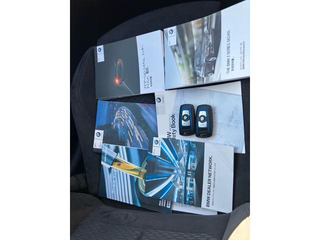 3シリーズ 320d Mスポーツ フロントスポイラー トランクスポイラー ディーゼル ツインタワーターボ プッシュスタート スマートキー スペアキー 純正マルチナビ ETC パワーシート ヘッドライトクリア加工済 禁煙車(25枚目)