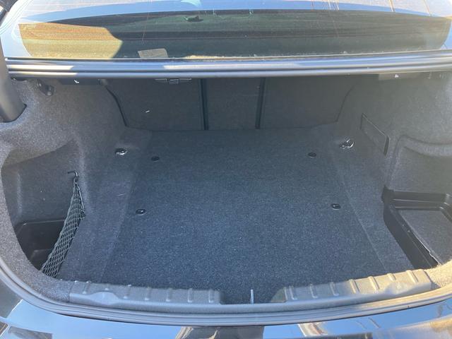 3シリーズ 320d Mスポーツ フロントスポイラー トランクスポイラー ディーゼル ツインタワーターボ プッシュスタート スマートキー スペアキー 純正マルチナビ ETC パワーシート ヘッドライトクリア加工済 禁煙車(40枚目)