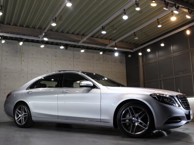 Ｓ５５０ロング　法人１オーナー／サンルーフ／黒革／全席シート冷暖／ブルメスター／レーダーセーフティ／全方位カメラ／ＬＥＤライト／イージークローザー／電動トランク／Ｂｌｕｅｔｏｏｔｈ／純正１９ＡＷ／ドラレコ／純正ナビ(28枚目)