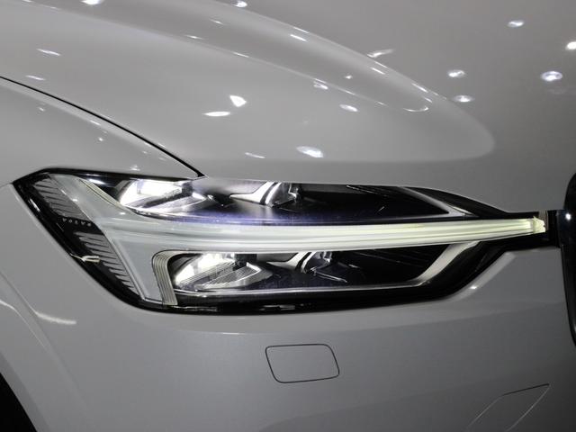 ＸＣ６０ Ｔ５　ＡＷＤ　モーメンタム　キャメルレザー／ＣａｒＰｌａｙ／純正ナビ／全方位カメラ／ＬＥＤライト／ＡＣＣ／レーンキープ／ブラインドスポット／電動トランク／純正１８ＡＷ／Ｂｌｕｅｔｏｏｔｈ／（16枚目）