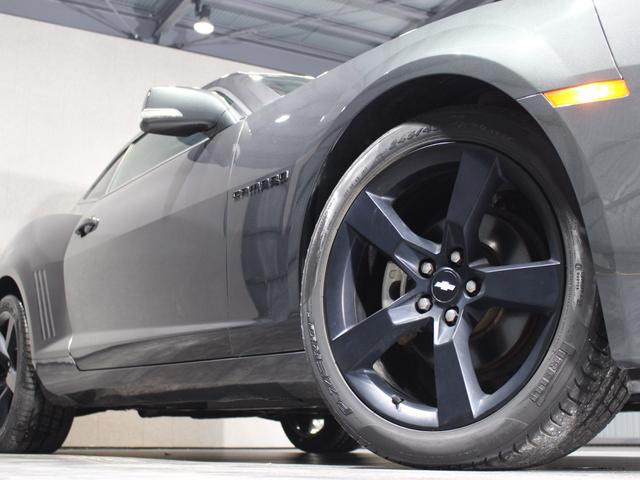 シボレーカマロ LT RS 正規ディーラー車 黒革 社外ナビ 地デジ バックカメラ スペアキー ヘッドUPD 後方センサー クルコン パワーシート(15枚目)