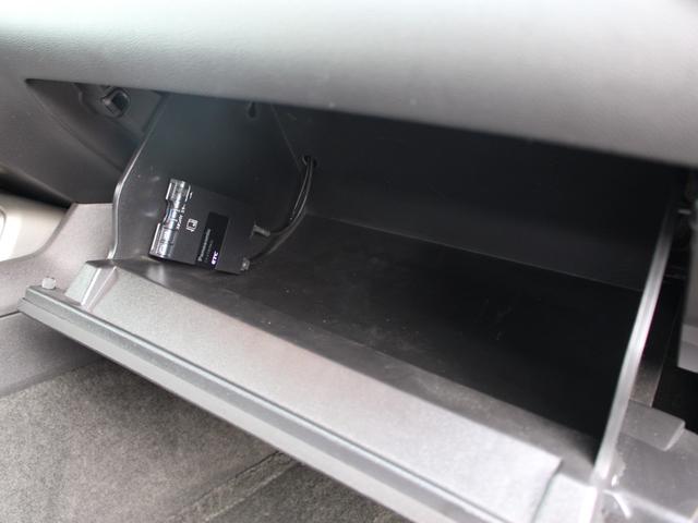 シボレーカマロ LT RS 正規ディーラー車 黒革 社外ナビ 地デジ バックカメラ スペアキー ヘッドUPD 後方センサー クルコン パワーシート(18枚目)