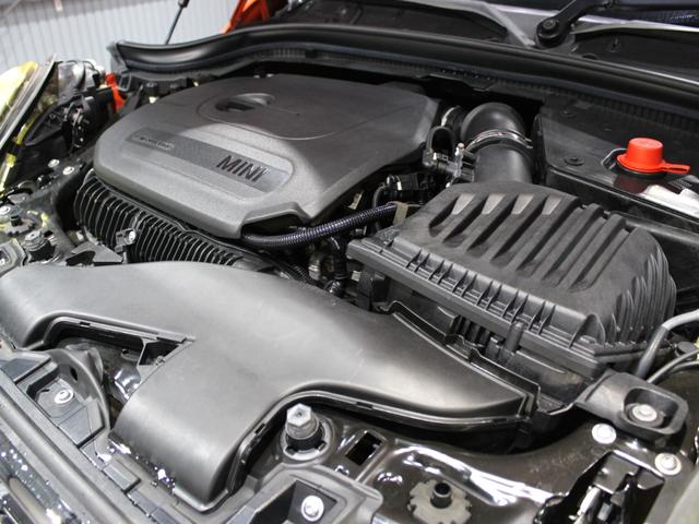 MINI クーパーS 1オーナー/純正ナビゲーション/地デジ/バックカメラ/コーナーセンサー/LEDヘッドライト/ACC/衝突警告/コンフォートアクセス/パドル/ブルートゥース/ミラーETC/アームレスト/禁煙/(7枚目)