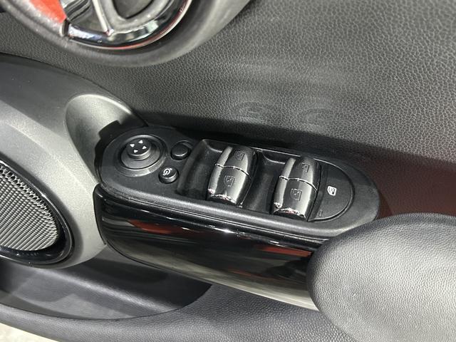 MINI クーパーS 1オーナー/純正ナビゲーション/地デジ/バックカメラ/コーナーセンサー/LEDヘッドライト/ACC/衝突警告/コンフォートアクセス/パドル/ブルートゥース/ミラーETC/アームレスト/禁煙/(28枚目)