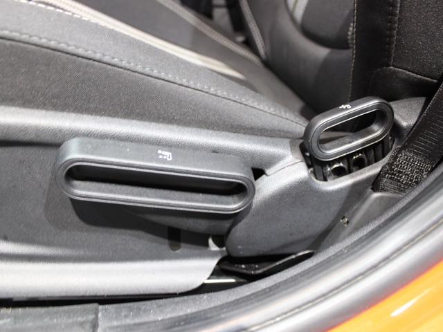 MINI クーパーS 1オーナー/純正ナビゲーション/地デジ/バックカメラ/コーナーセンサー/LEDヘッドライト/ACC/衝突警告/コンフォートアクセス/パドル/ブルートゥース/ミラーETC/アームレスト/禁煙/(33枚目)