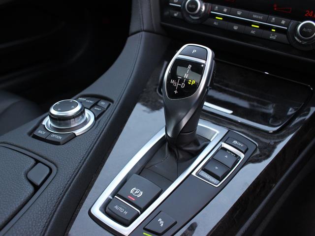 ６シリーズ ６４０ｉクーペ　黒革　サンルーフ　純正ナビ　走行ＴＶ　ＬＥＤヘッド　Ｂｌｕｅｔｏｏｔｈ　ＥＴＣ　パワーシートヒーター　取説　記録簿　スペアキー　パドルシフト（21枚目）