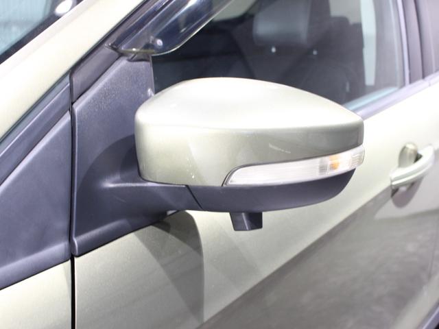 クーガ タイタニアム 4WD・サンルーフ・黒レザー・純正ナビBカメラ・サイドカメラ・前後ドラレコ・キセノン・シートヒーター・クルーズC・リアPゲート・18アルミ・Bトゥース・USB・コーナーセンサー・Pシート・18アルミ(43枚目)