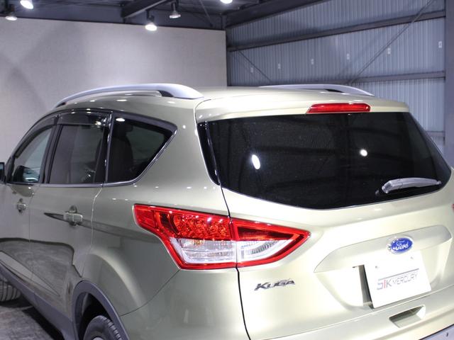 クーガ タイタニアム 4WD・サンルーフ・黒レザー・純正ナビBカメラ・サイドカメラ・前後ドラレコ・キセノン・シートヒーター・クルーズC・リアPゲート・18アルミ・Bトゥース・USB・コーナーセンサー・Pシート・18アルミ(45枚目)