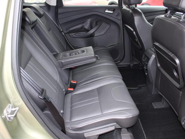 クーガ タイタニアム 4WD・サンルーフ・黒レザー・純正ナビBカメラ・サイドカメラ・前後ドラレコ・キセノン・シートヒーター・クルーズC・リアPゲート・18アルミ・Bトゥース・USB・コーナーセンサー・Pシート・18アルミ(56枚目)