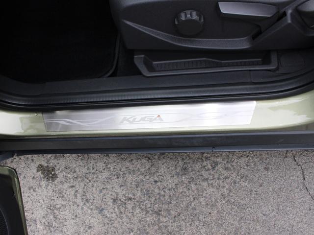 クーガ タイタニアム 4WD・サンルーフ・黒レザー・純正ナビBカメラ・サイドカメラ・前後ドラレコ・キセノン・シートヒーター・クルーズC・リアPゲート・18アルミ・Bトゥース・USB・コーナーセンサー・Pシート・18アルミ(67枚目)