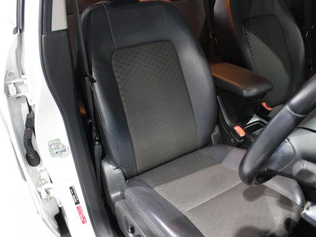 シボレーキャプティバ ベースグレード 後期モデル/CarPlay/ハーフレザー/バックカメラ/Bluetooth/純正19AW/(11枚目)
