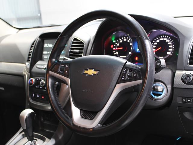 シボレーキャプティバ ベースグレード 後期モデル/CarPlay/ハーフレザー/バックカメラ/Bluetooth/純正19AW/(15枚目)