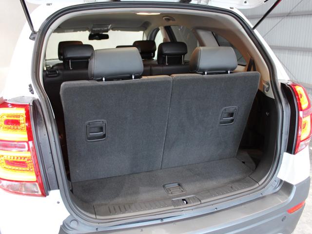 シボレーキャプティバ ベースグレード 後期モデル/CarPlay/ハーフレザー/バックカメラ/Bluetooth/純正19AW/(24枚目)