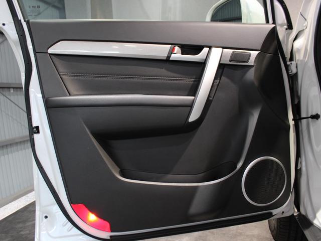 シボレーキャプティバ ベースグレード 後期モデル/CarPlay/ハーフレザー/バックカメラ/Bluetooth/純正19AW/(36枚目)