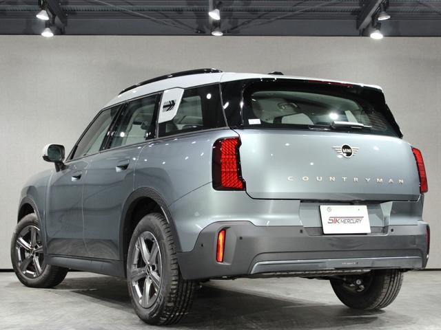 MINI カントリーマンC クラシック・トリム ディーラーデモカー/純正ナビ/トップビュー/ACC/衝突警告/BSM/レーンA/LEDライト/ミラーETC/ステアリングアシスト/パーキングアシスト/ワイヤレス充電/アンビエント/シートステアリングH(5枚目)