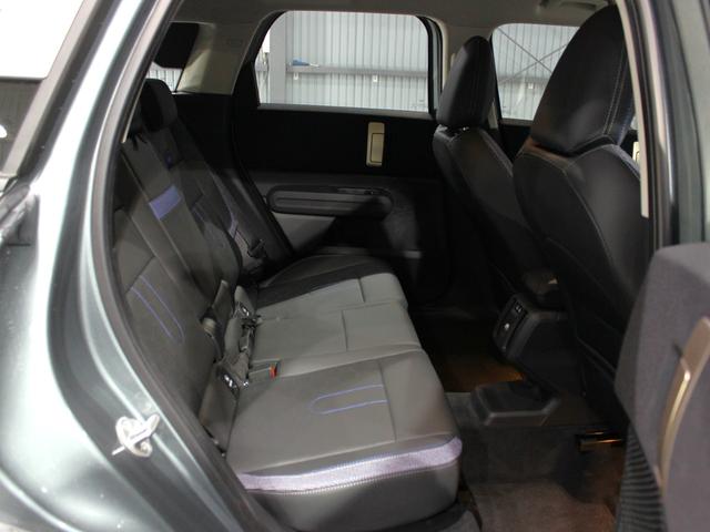 MINI カントリーマンC クラシック・トリム ディーラーデモカー/純正ナビ/トップビュー/ACC/衝突警告/BSM/レーンA/LEDライト/ミラーETC/ステアリングアシスト/パーキングアシスト/ワイヤレス充電/アンビエント/シートステアリングH(9枚目)