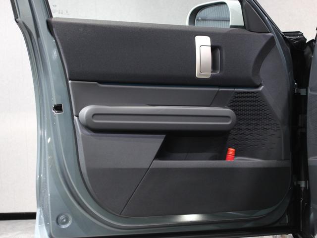 MINI カントリーマンC クラシック・トリム ディーラーデモカー/純正ナビ/トップビュー/ACC/衝突警告/BSM/レーンA/LEDライト/ミラーETC/ステアリングアシスト/パーキングアシスト/ワイヤレス充電/アンビエント/シートステアリングH(30枚目)