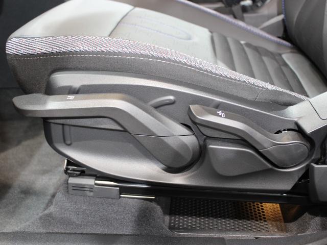 MINI カントリーマンC クラシック・トリム ディーラーデモカー/純正ナビ/トップビュー/ACC/衝突警告/BSM/レーンA/LEDライト/ミラーETC/ステアリングアシスト/パーキングアシスト/ワイヤレス充電/アンビエント/シートステアリングH(33枚目)