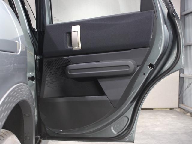 MINI カントリーマンC クラシック・トリム ディーラーデモカー/純正ナビ/トップビュー/ACC/衝突警告/BSM/レーンA/LEDライト/ミラーETC/ステアリングアシスト/パーキングアシスト/ワイヤレス充電/アンビエント/シートステアリングH(34枚目)