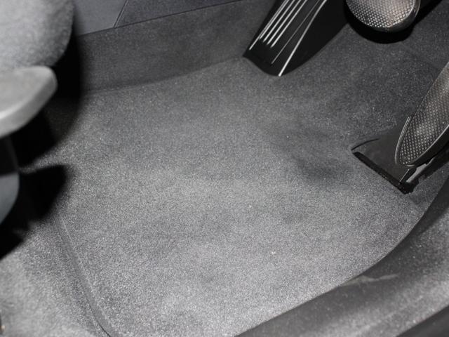 MINI カントリーマンC クラシック・トリム ディーラーデモカー/純正ナビ/トップビュー/ACC/衝突警告/BSM/レーンA/LEDライト/ミラーETC/ステアリングアシスト/パーキングアシスト/ワイヤレス充電/アンビエント/シートステアリングH(36枚目)